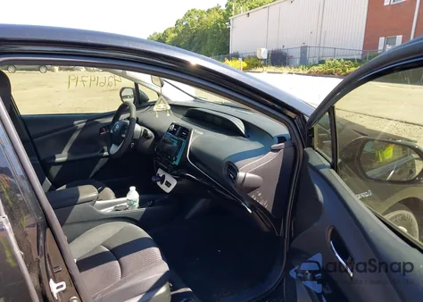 2018 Toyota Prius Two z USA, uszkodzony, nr VIN JTDKBRFUXJ3593397